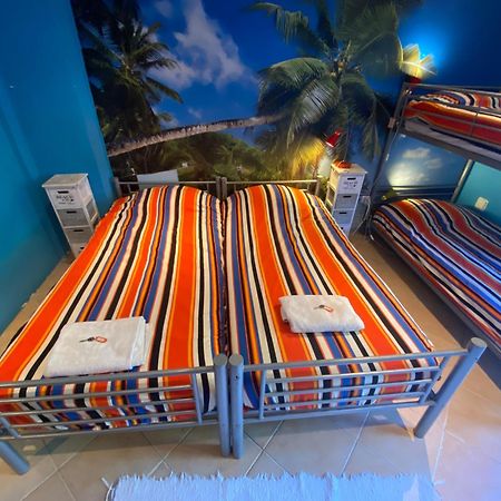 Amazigh Guincho Hostel & Suites Кашкайш Екстер'єр фото